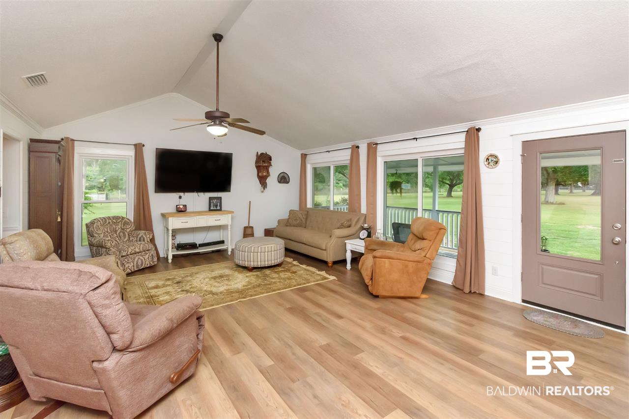 2651 Newman Road Mobile, AL 36695 - Photo 37 of 47