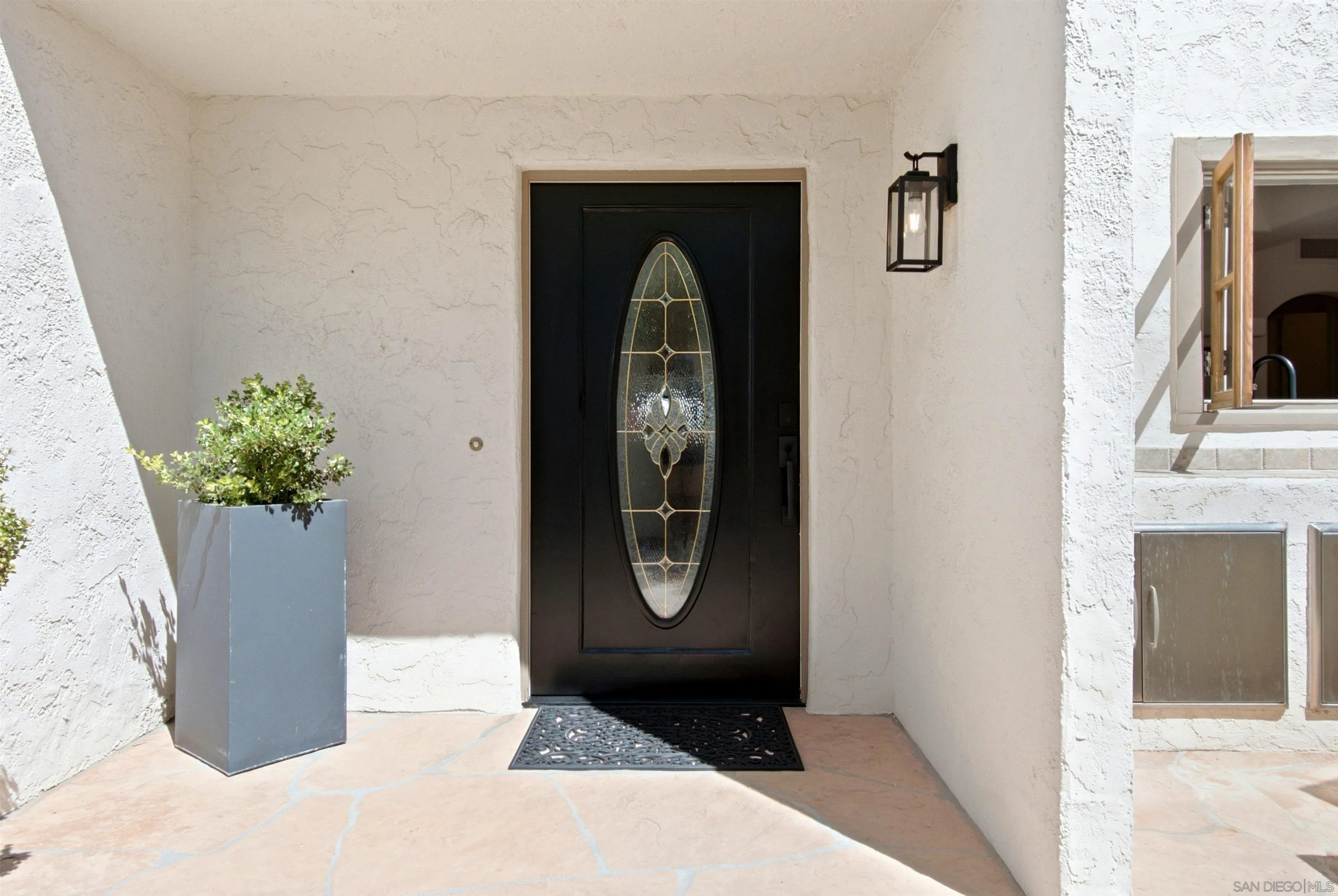 137 Via Coronado Rancho Santa Fe, CA 92091 - Photo 11 of 69 Gallery Image 11