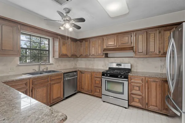 $475,000 | 2322 Shadow Glen Lane, Spring, TX 77386