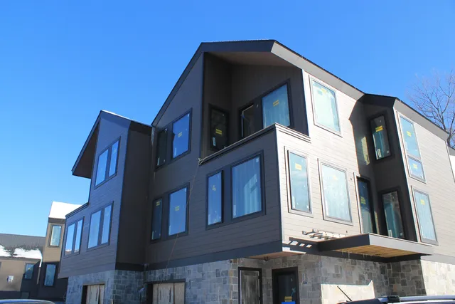 $3,195,000 | 7 A Firelight Lane, Lincoln, NH 03251