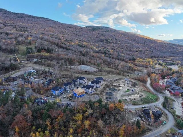 $3,195,000 | 7 A Firelight Lane, Lincoln, NH 03251