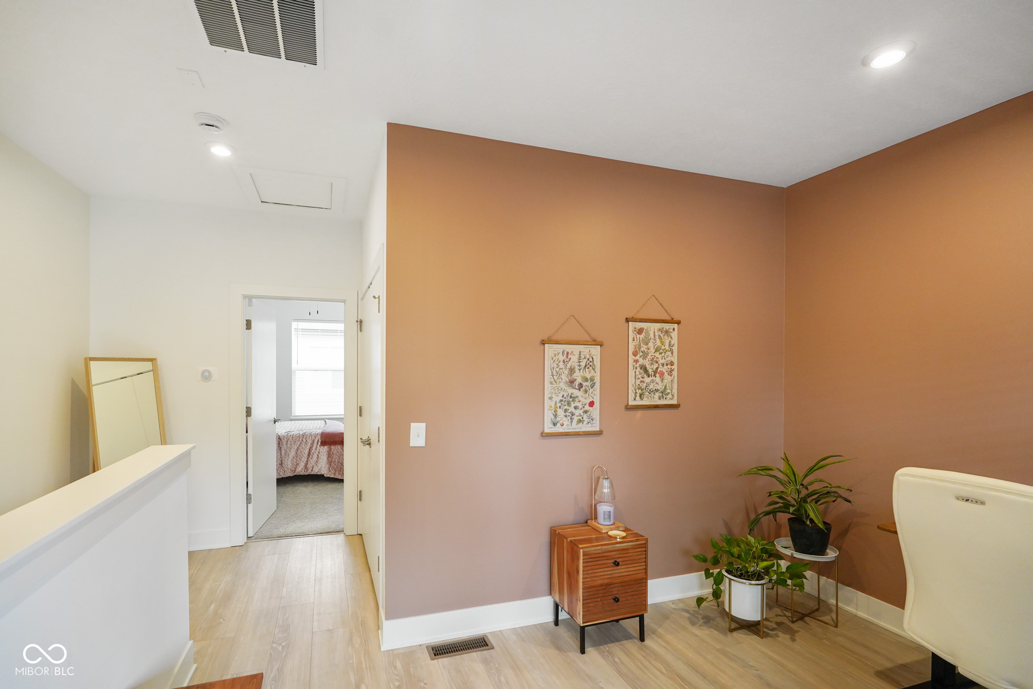 2125 Coretta Way Indianapolis, IN 46202 - Photo 21 of 32