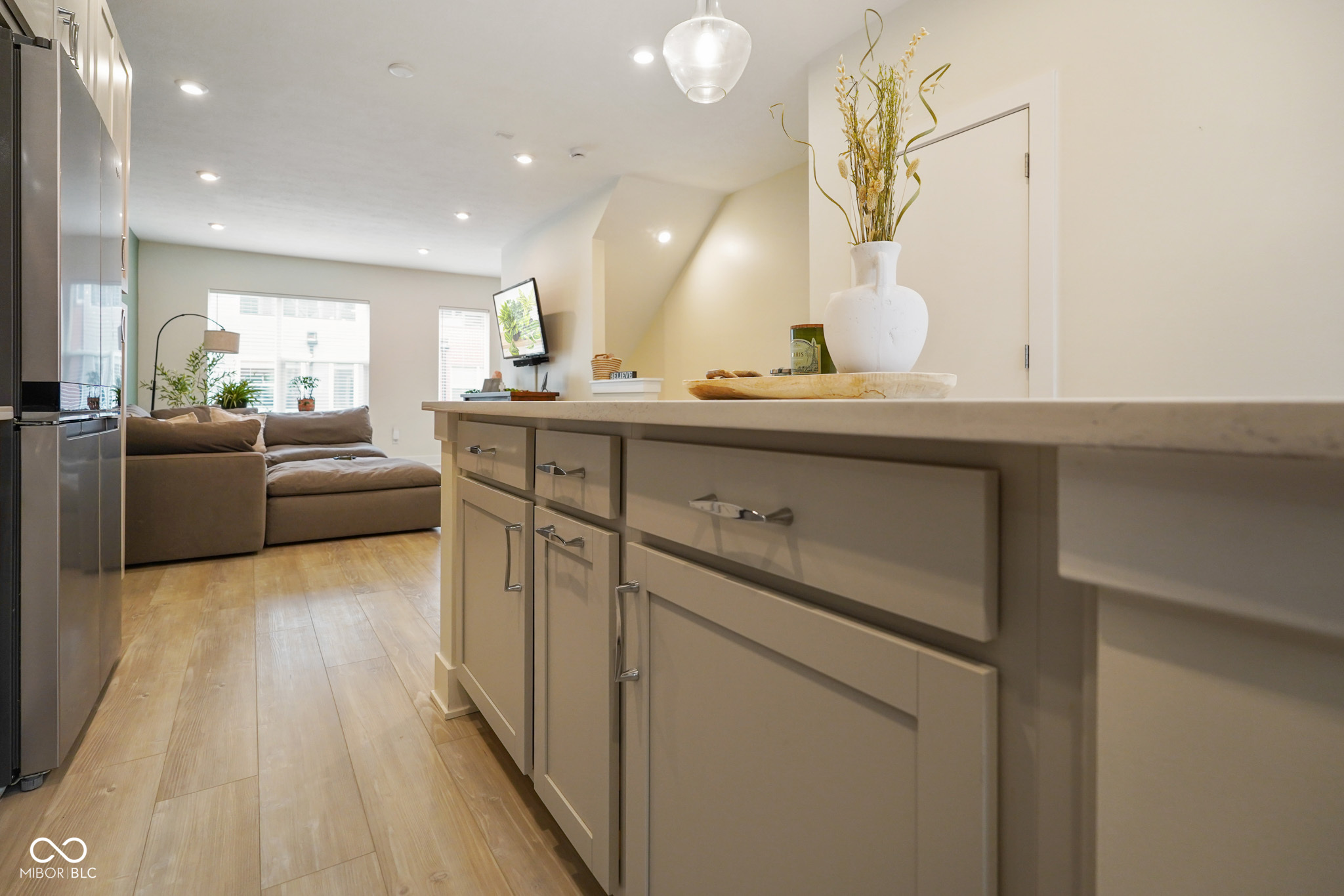 2125 Coretta Way Indianapolis, IN 46202 - Photo 9 of 32