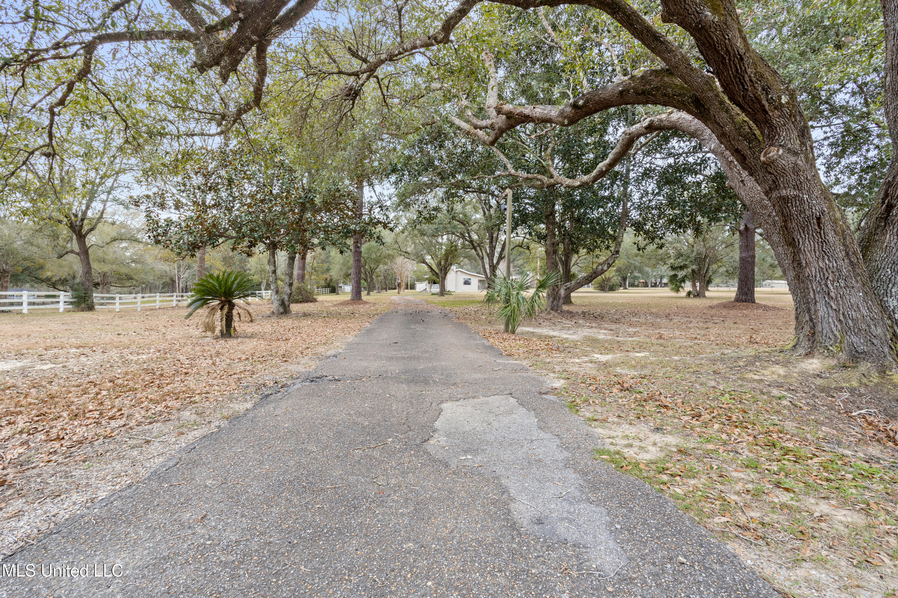 13263 Vidalia Road Pass Christian, MS 39571 - Photo 3 of 87 0002