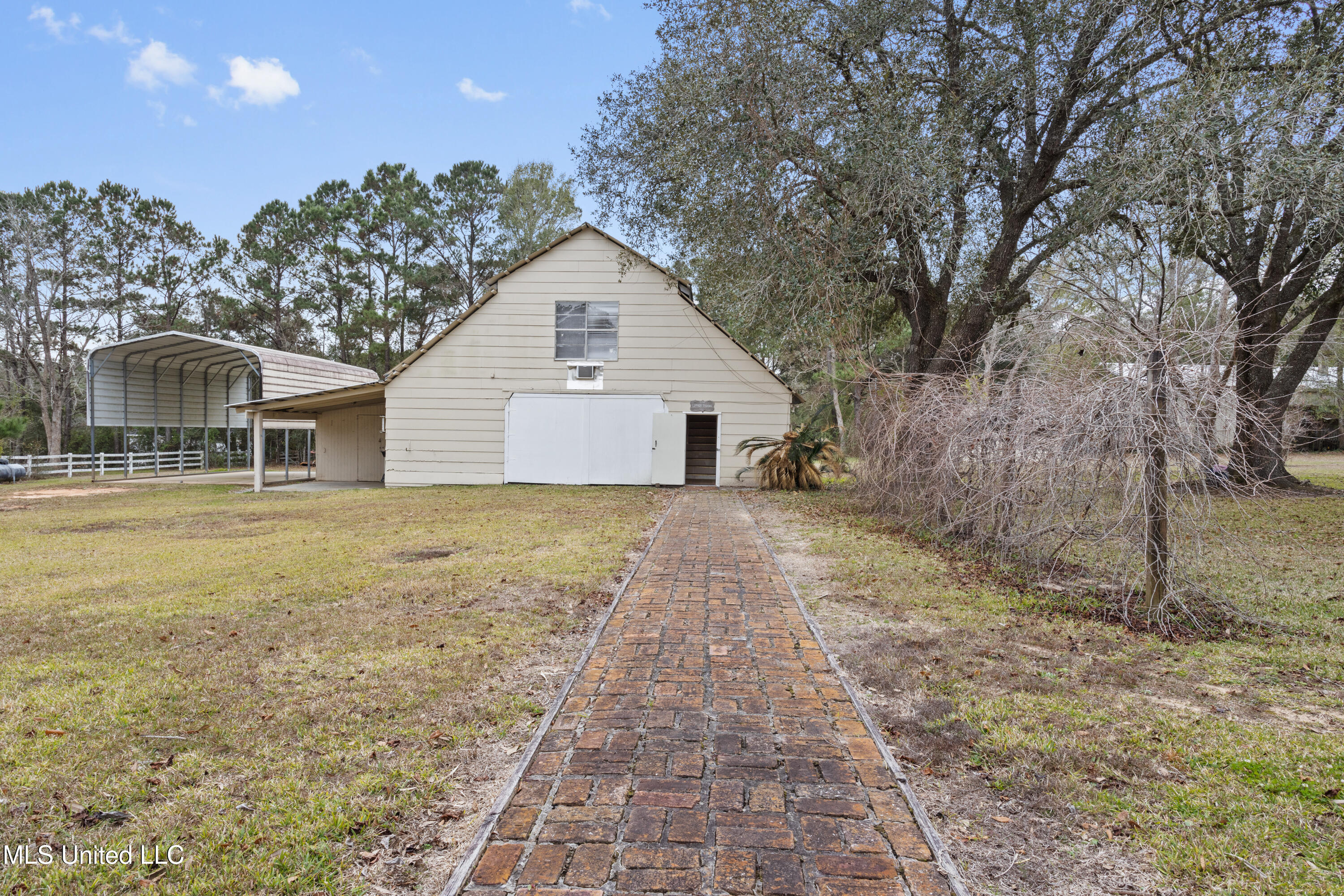 13263 Vidalia Road Pass Christian, MS 39571 - Photo 44 of 87 0056