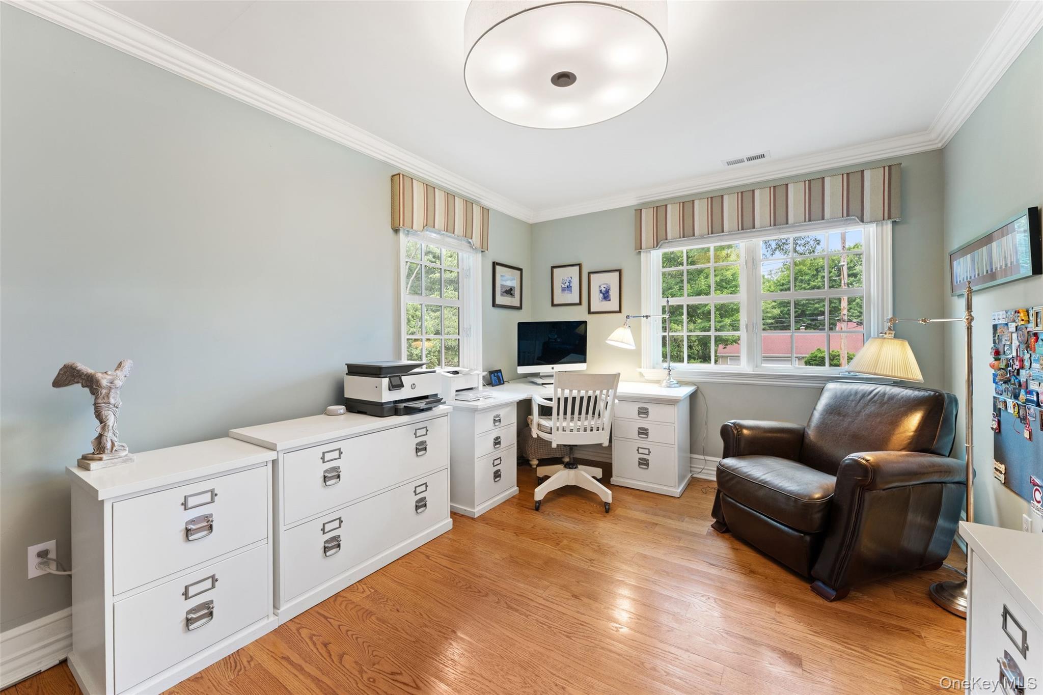 64 Stratton Road Scarsdale, NY 10583 - Photo 16 of 49 Bedroom