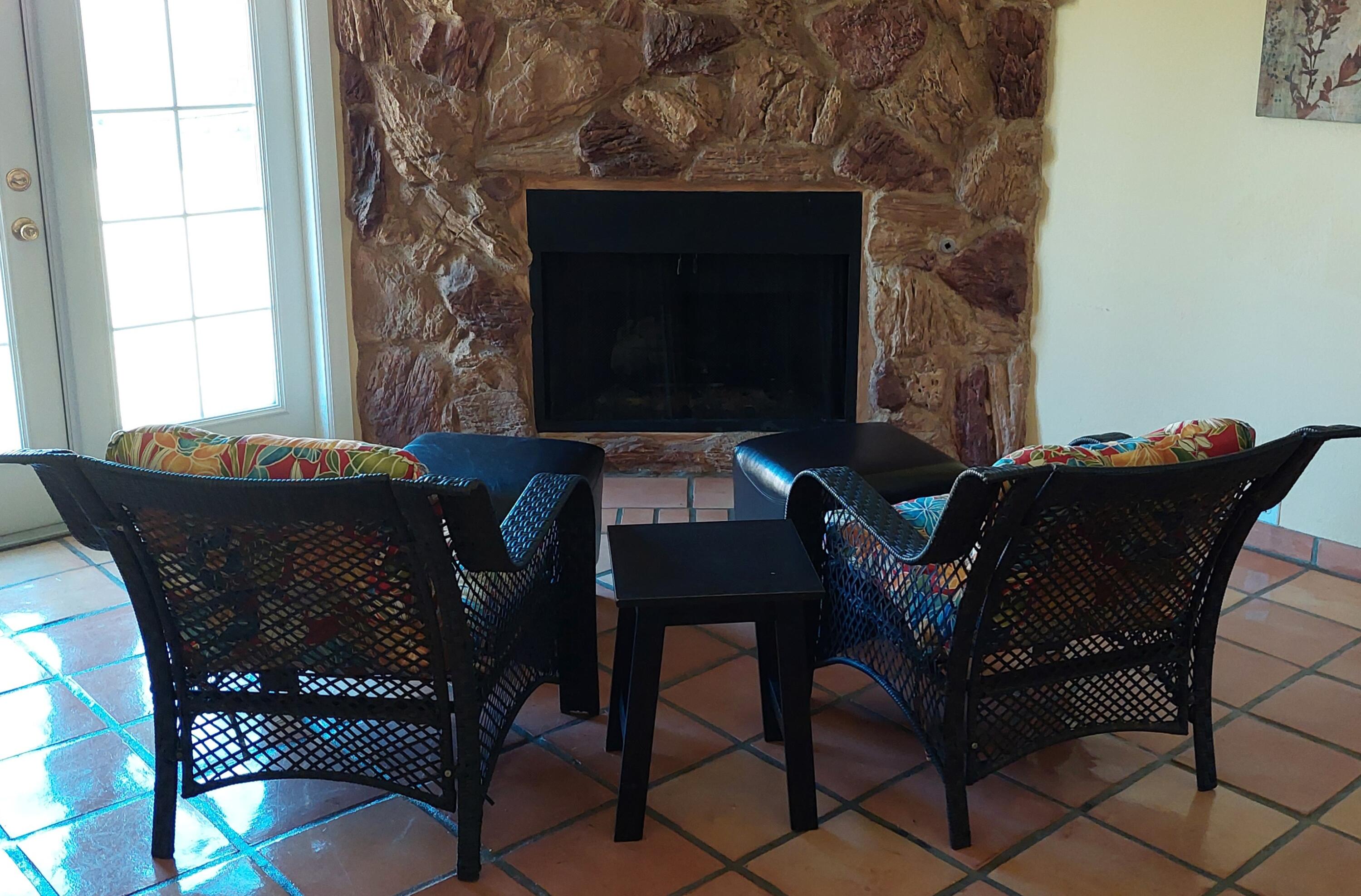 42710 Sandy Bay Road Bermuda Dunes, CA 92203 - Photo 7 of 37 a dining room with furniture and window