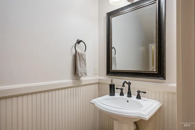 $1,199,000 | 647 West Water Grove Drive, Eagle, ID 83616