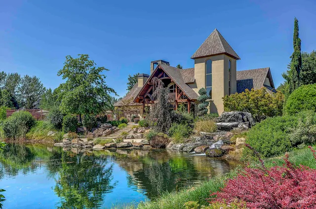 $1,199,000 | 647 West Water Grove Drive, Eagle, ID 83616