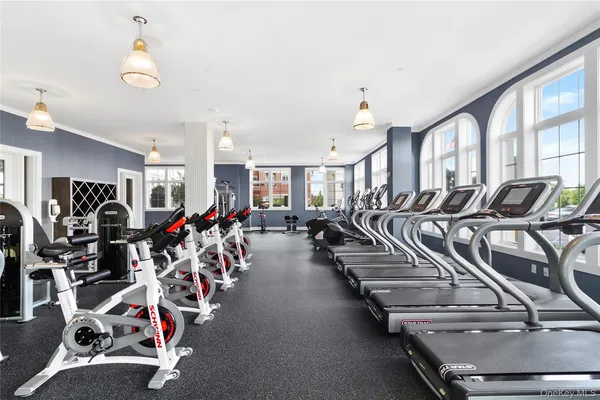 $4,650 | 990 Corporate Drive, Unit 316, Westbury, NY 11590