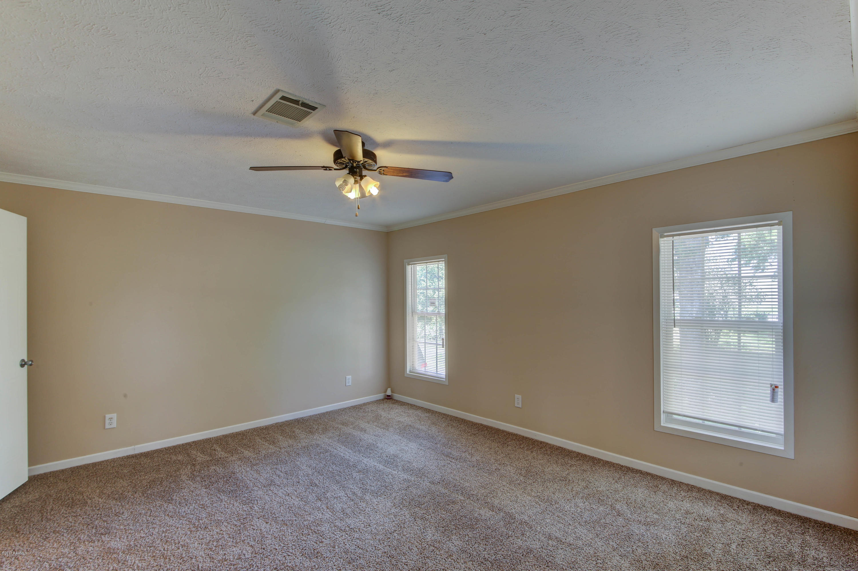 202 Cheneau Road Kaplan, LA 70548 - Photo 5 of 25 Gallery Image 5