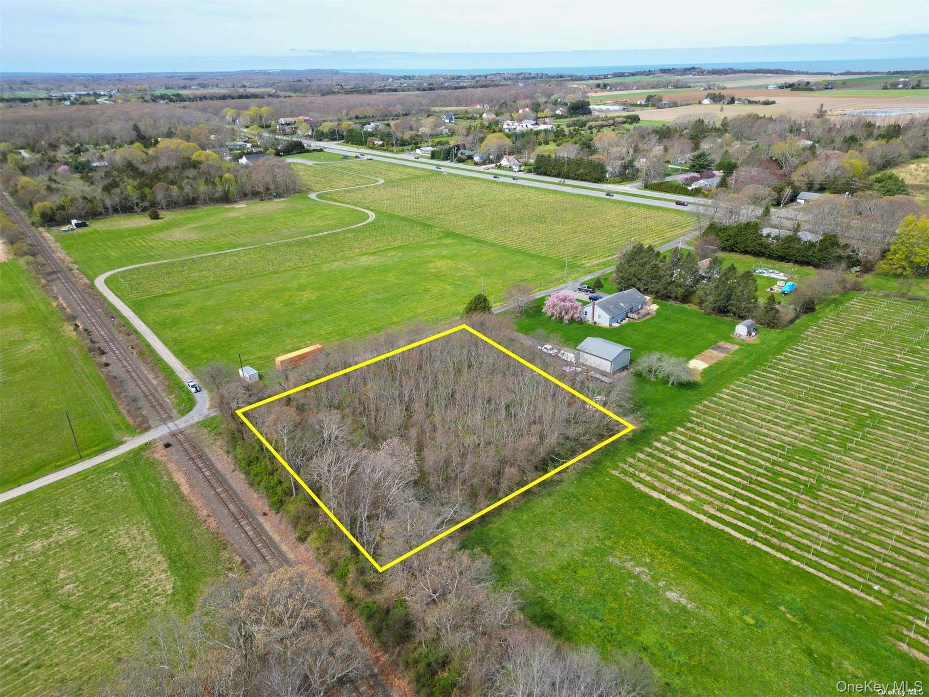 48 County Road Cutchogue, NY 11935 - Photo 8 of 9 a view of a tennis court