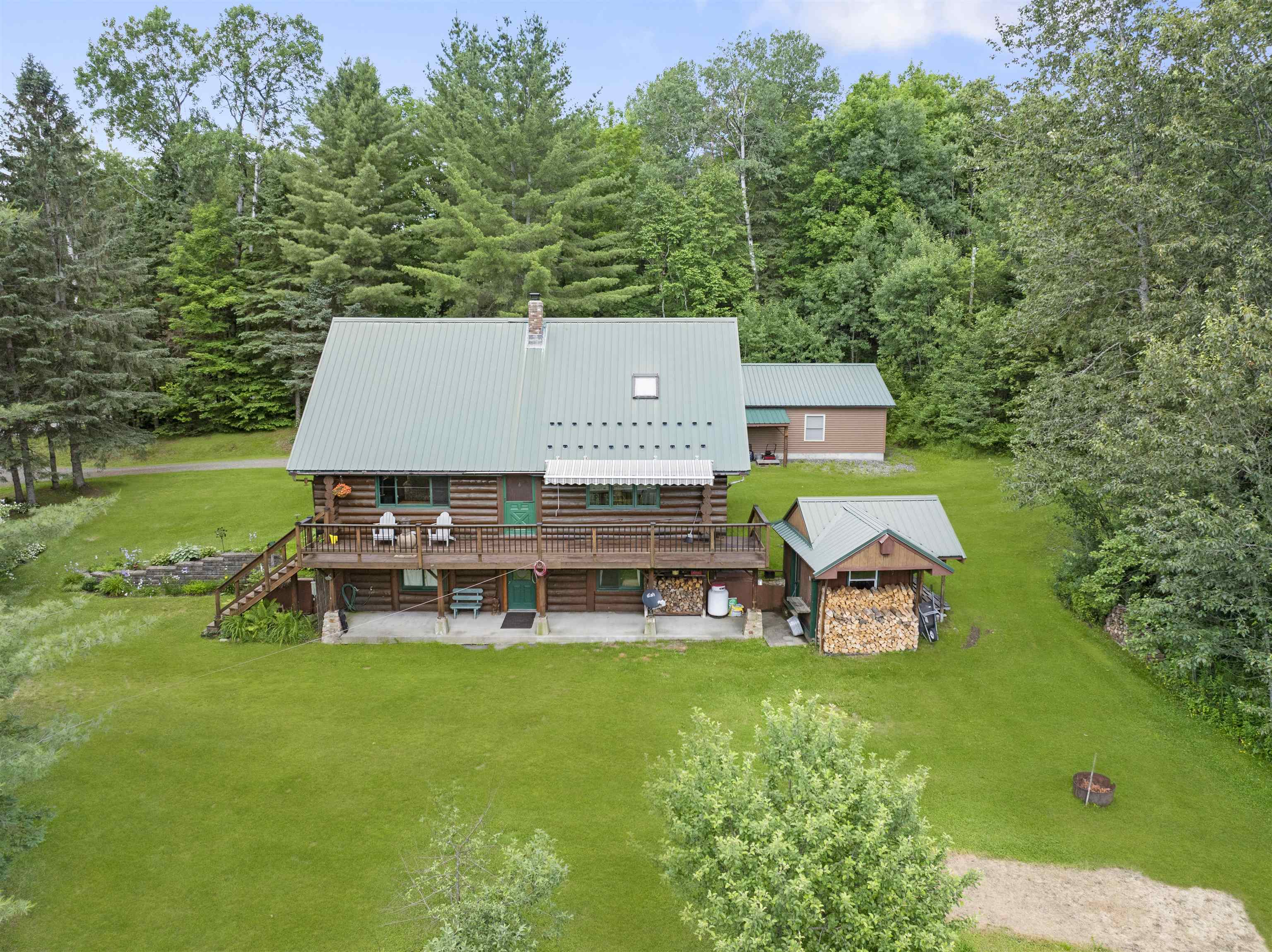 226 East Colebrook Road Colebrook, NH 03576 - Photo 6 of 57