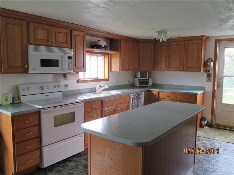 48 Main Road Abbot, ME 04406 - Photo 2 of 18 Kitchen.