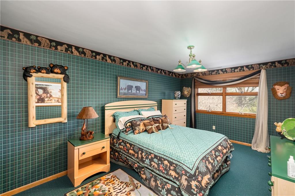 1695 Highland Road Sharon, PA 16146 - Photo 27 of 48 Number 5 of 6