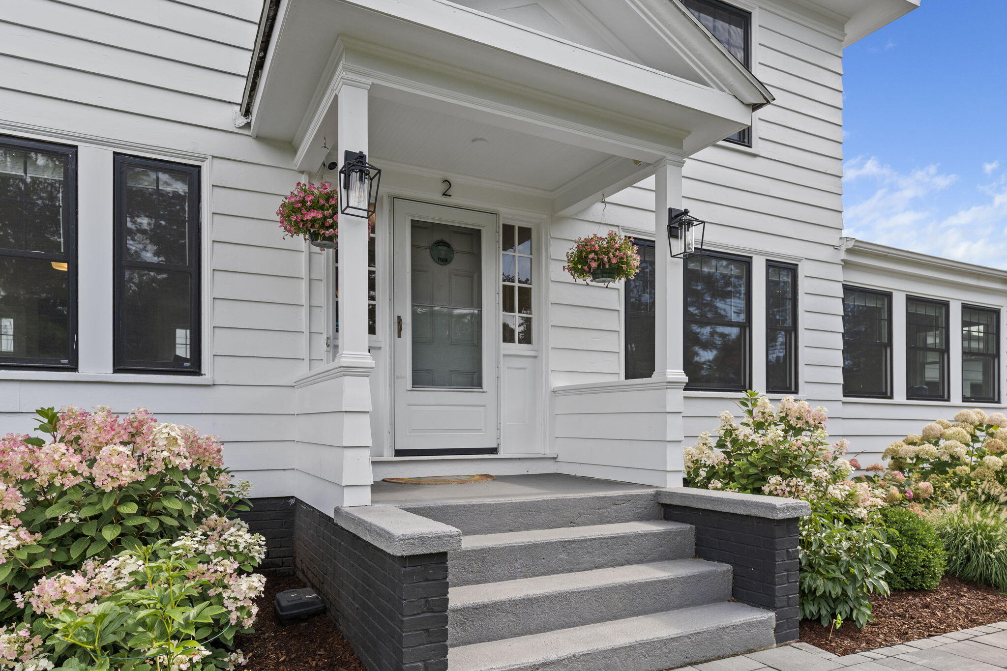 2 Phillips Road Falmouth, ME 04105 - Photo 5 of 41 3-web-or-mls-DSC07667