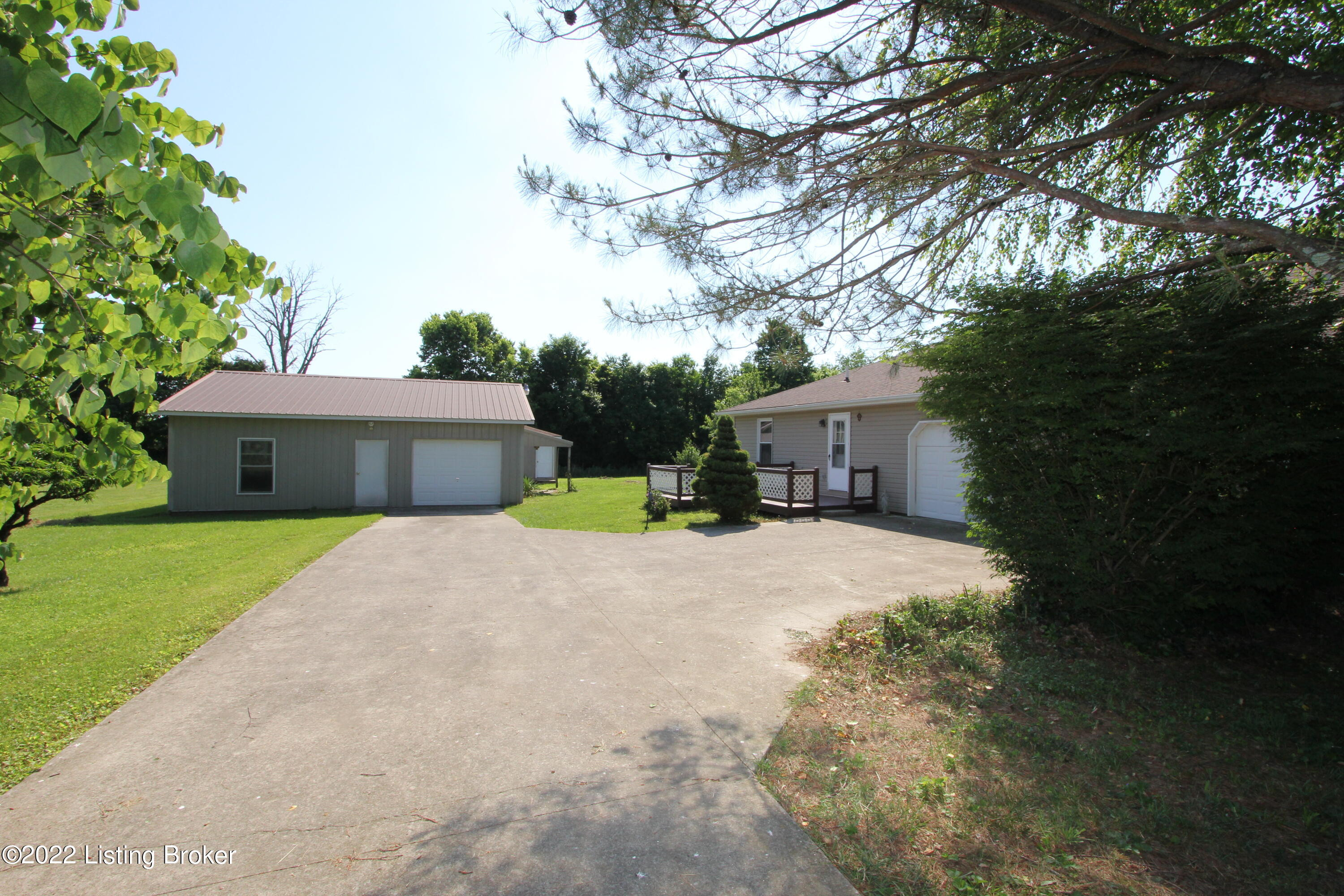 1421 Johnson Road Lawrenceburg, KY 40342 - Photo 23 of 26 IMG_9272