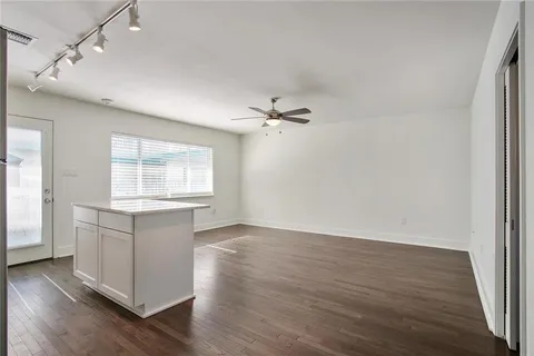 $229,000 | 2833 St Charles Avenue, Unit 28, New Orleans, LA 70115