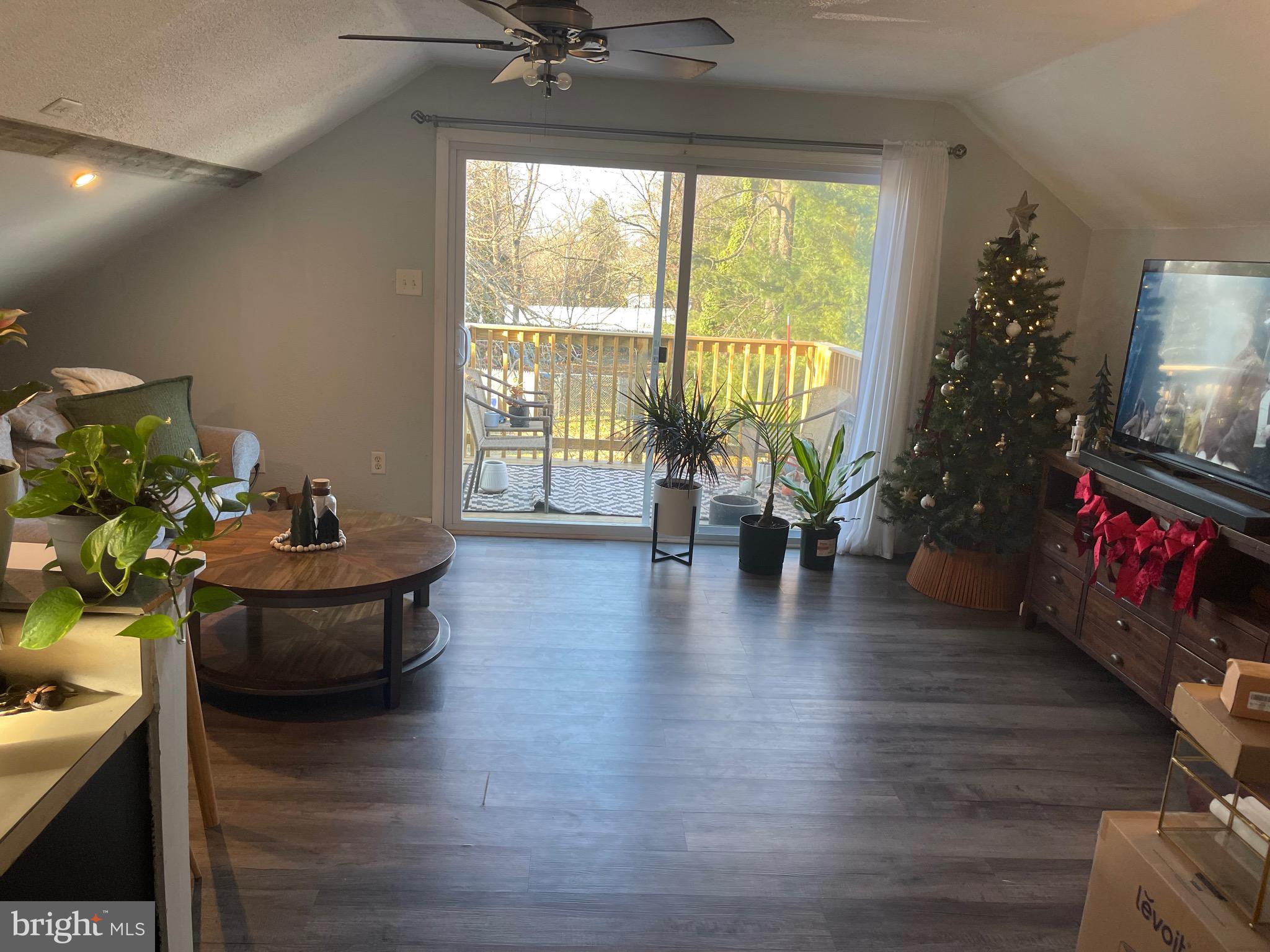 368 Pitman Avenue Pitman, NJ 08071 - Photo 12 of 22 a living room with furniture and a large window
