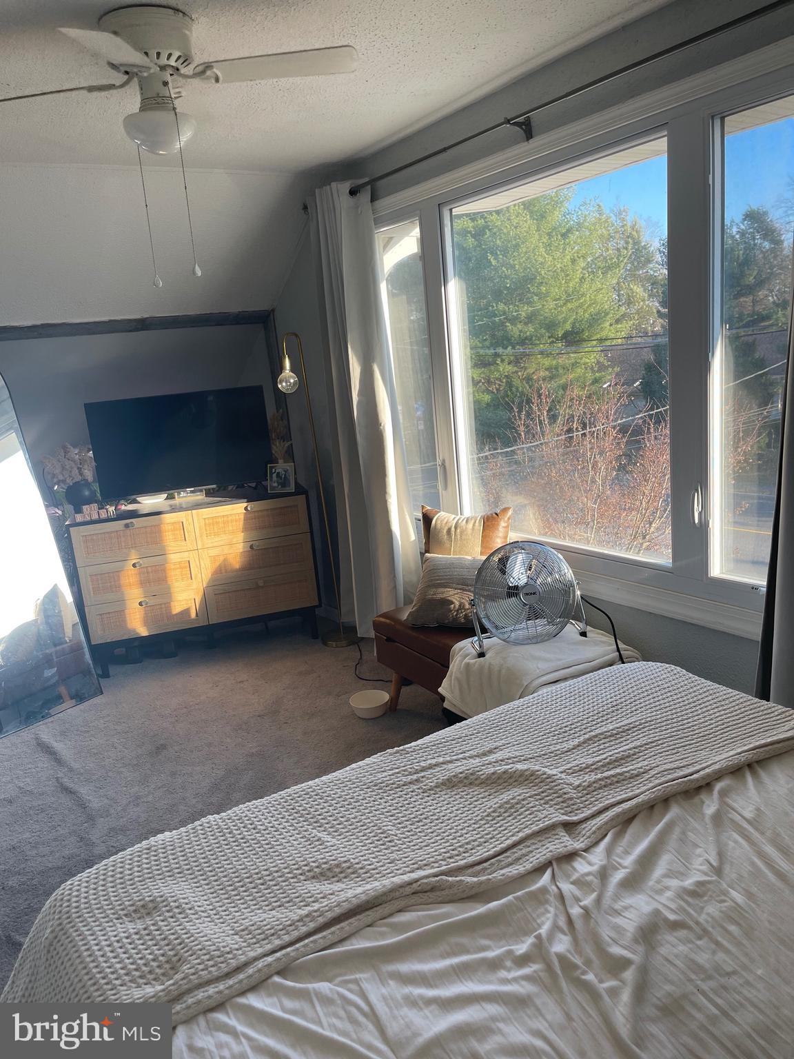 368 Pitman Avenue Pitman, NJ 08071 - Photo 19 of 22 a bedroom with bed and a large window