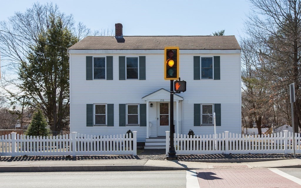 216 Maple Street Danvers, MA 01923 - Photo 38 of 42 Gallery Image 38