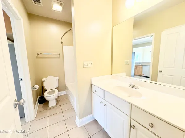 $1,800 | 4441 Burbank Drive, Unit 108, Baton Rouge, LA 70820