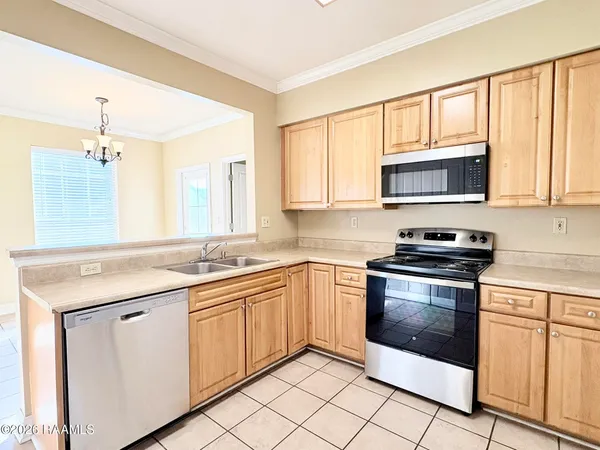 $1,800 | 4441 Burbank Drive, Unit 108, Baton Rouge, LA 70820