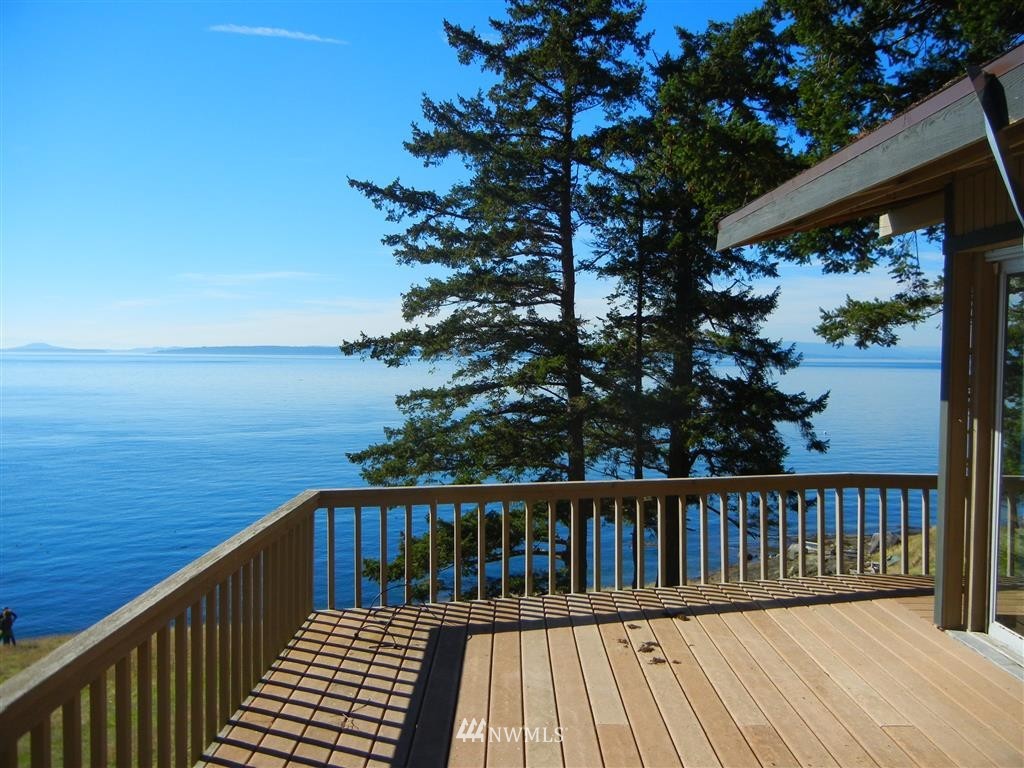 2100 South Side Road Friday Harbor, WA 98250 - Photo 5 of 25 Gallery Image 5
