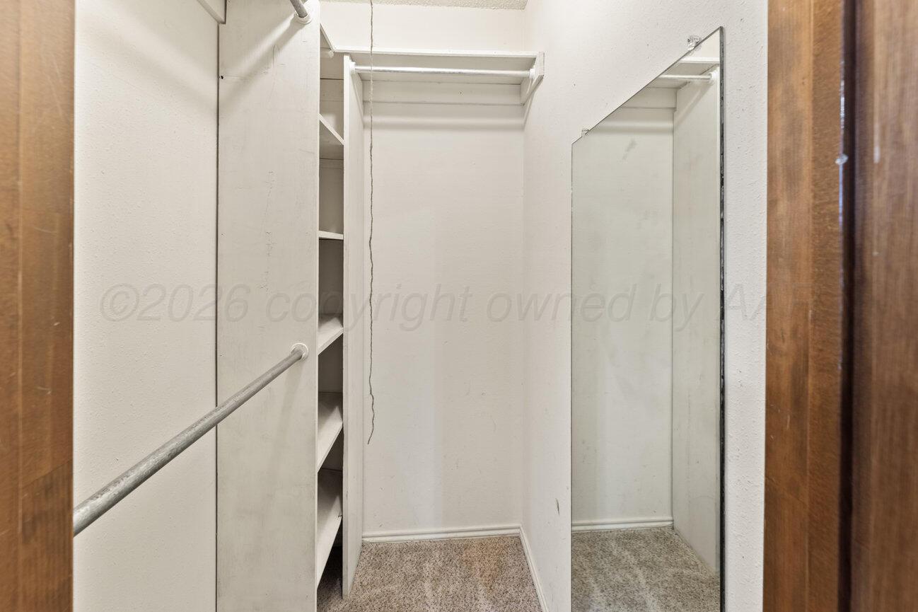 60 Hunsley Road Canyon, TX 79015 - Photo 18 of 31 Primary Closet