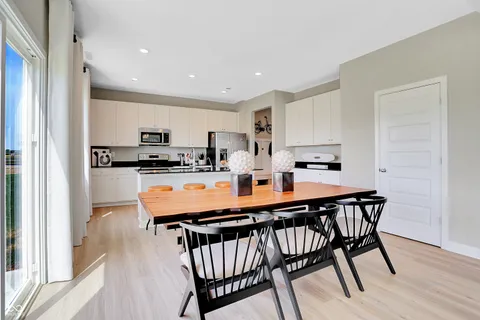 $413,390 | 4303 Orr Spgs Drive, Indianapolis, IN 46239