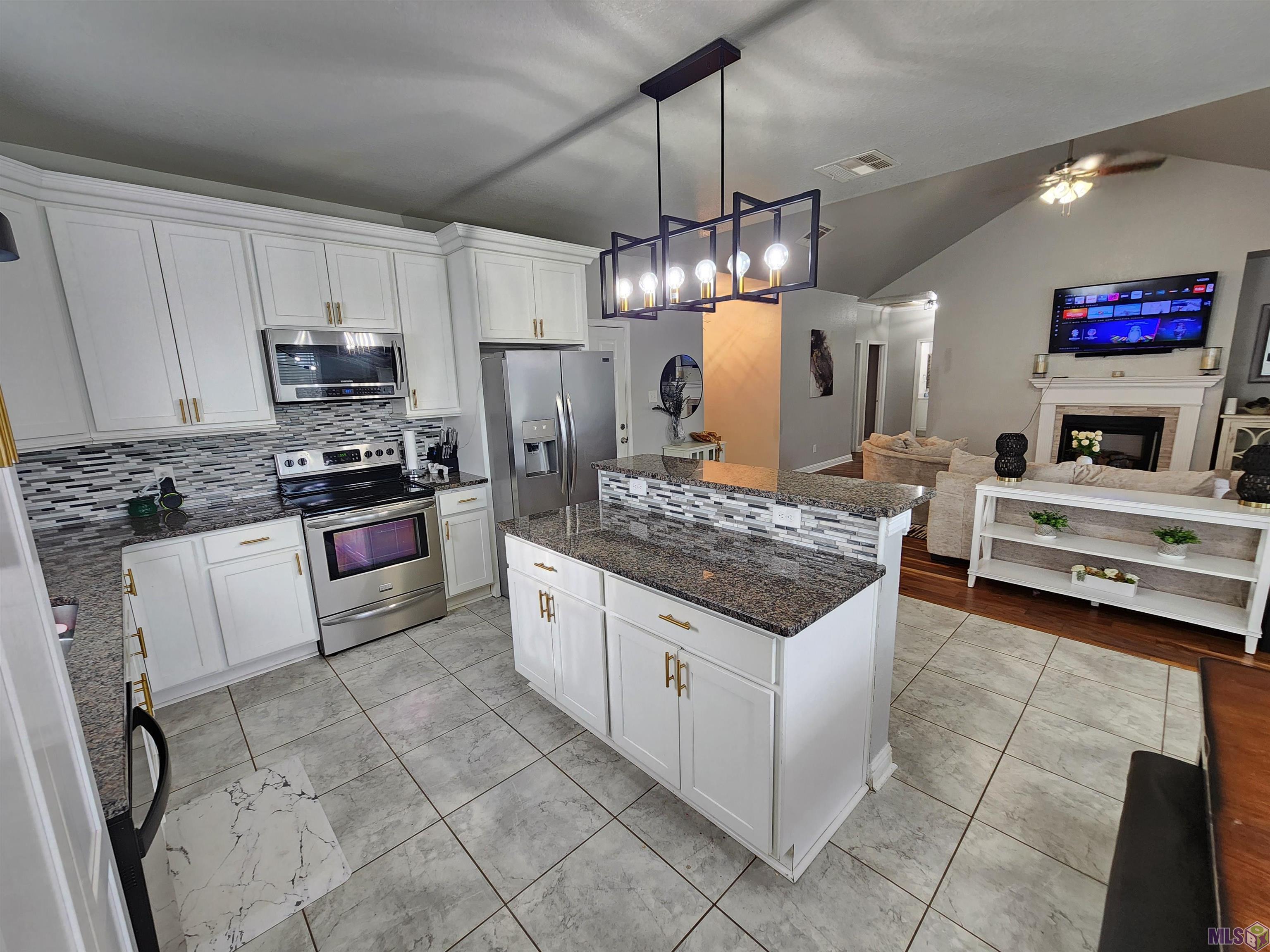 12362 Buddy Ellis Road Denham Springs, LA 70726 - Photo 6 of 27 Gallery Image 6