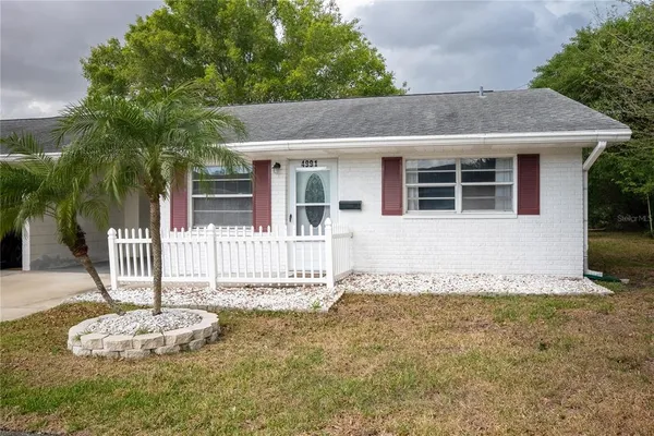 $129,000 | 4991 Springwood Court North, Unit 282, Pinellas Park, FL 33782