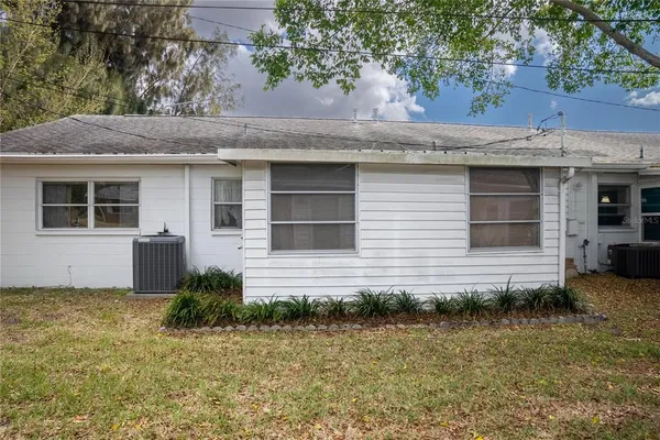 $129,000 | 4991 Springwood Court North, Unit 282, Pinellas Park, FL 33782