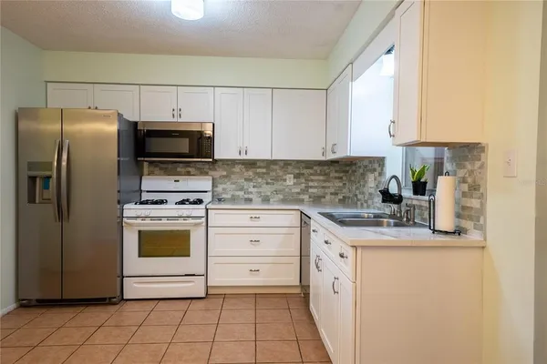 $129,000 | 4991 Springwood Court North, Unit 282, Pinellas Park, FL 33782