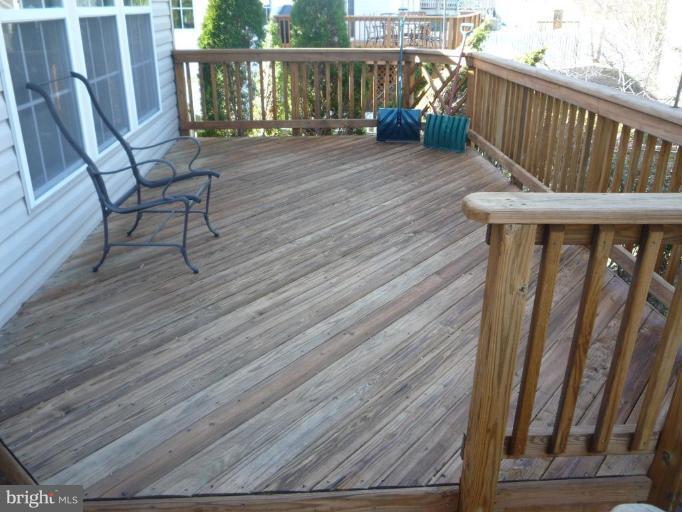 1577 Chapman Road Crofton, MD 21114 - Photo 27 of 30 Deck