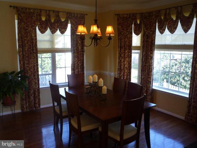 1577 Chapman Road Crofton, MD 21114 - Photo 4 of 30 Dining Room