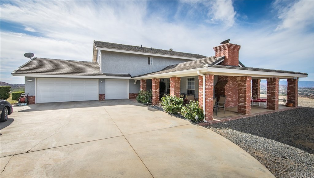 19211 Niro Road Perris, CA 92570 - Photo 1 of 1