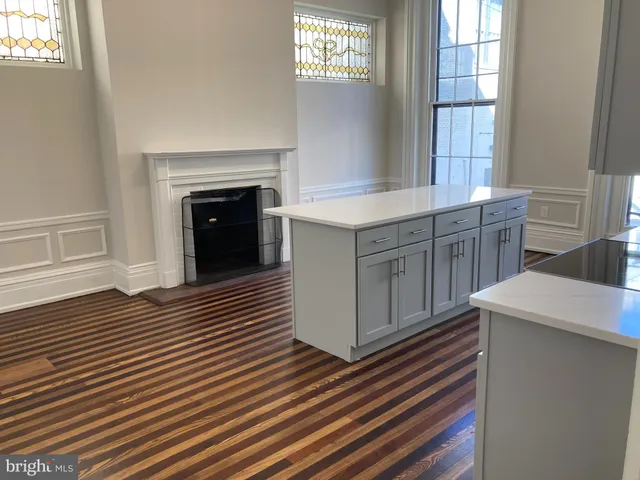 $3,499 | 10 East Chase Street, Baltimore, MD 21202