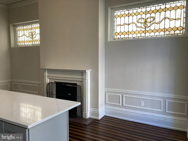 $3,499 | 10 East Chase Street, Baltimore, MD 21202