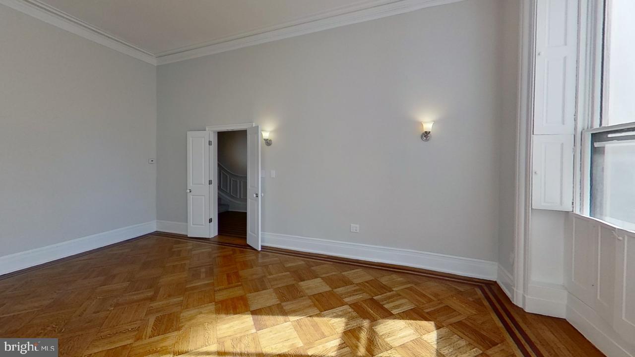 10 East Chase Street Baltimore, MD 21202 - Photo 49 of 60 a view of an empty room