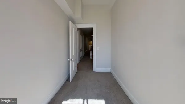 $3,499 | 10 East Chase Street, Baltimore, MD 21202