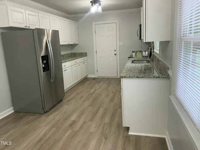 $1,600 | 674 Walker Street, Fayetteville, NC 28311