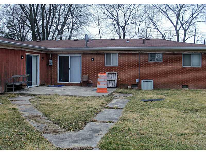 4546 Mitthoeffer Road Indianapolis, IN 46235 - Photo 8 of 10 Gallery Image 8