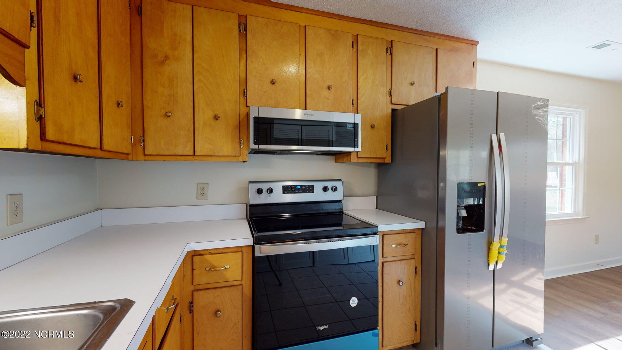 207 Nine Foot Road Newport, NC 28570 - Photo 6 of 32 Kitchen