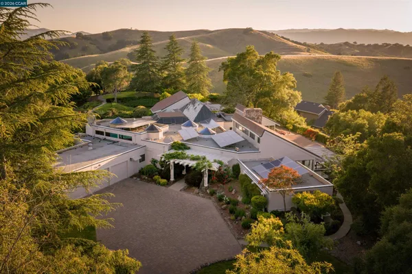 $4,500,000 | 2305 Saddleback Drive, Danville, CA 94506