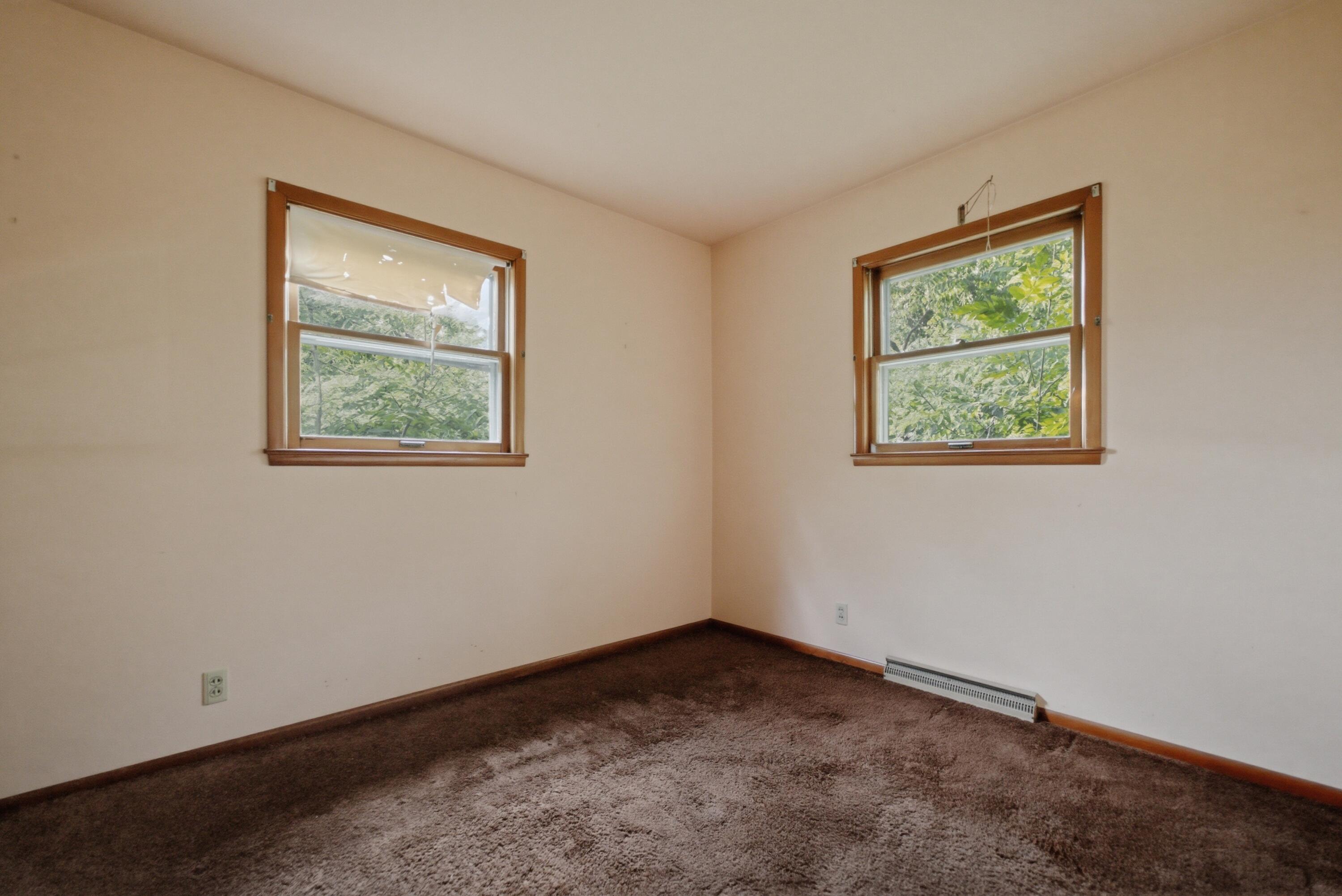 8343 West Pahs Road Michigan City, IN 46360 - Photo 14 of 30 3000x2003