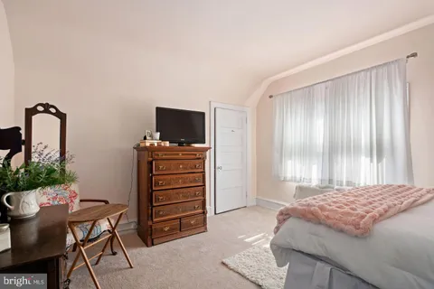 $395,000 | 118 Montrose Avenue, Unit C, Bryn Mawr, PA 19010