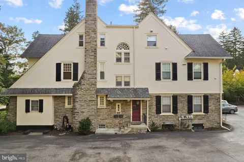$395,000 | 118 Montrose Avenue, Unit C, Bryn Mawr, PA 19010