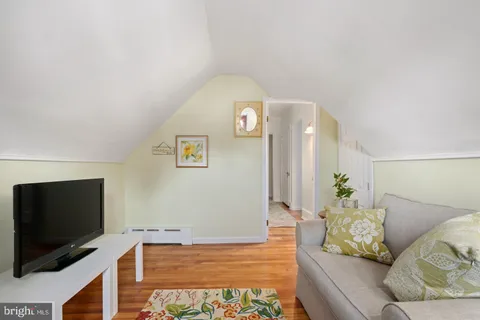 $395,000 | 118 Montrose Avenue, Unit C, Bryn Mawr, PA 19010