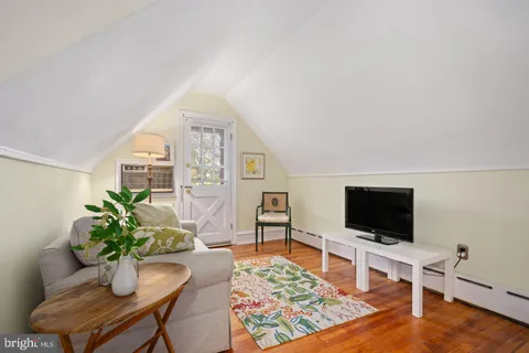 $395,000 | 118 Montrose Avenue, Unit C, Bryn Mawr, PA 19010